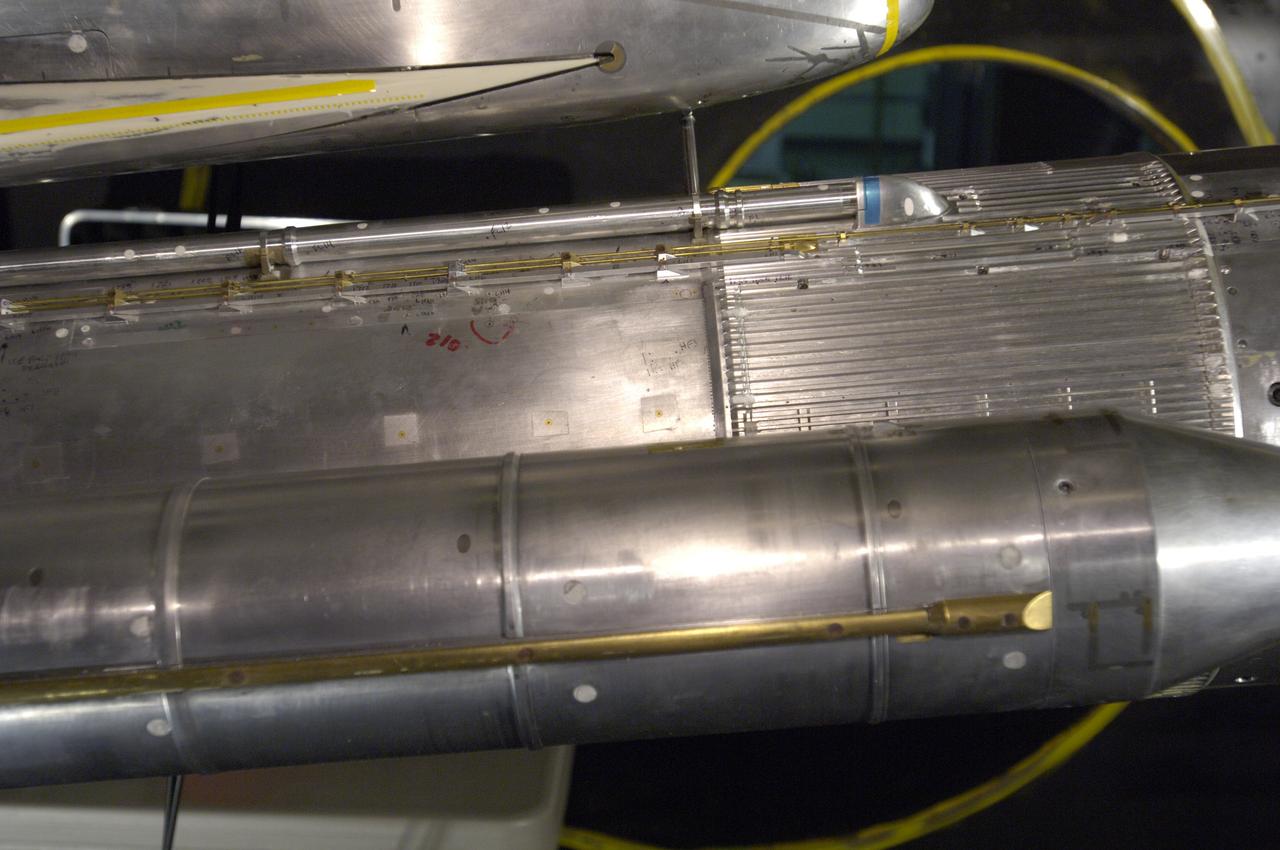 Space Shuttle 3% scale model to analyze removal of PAL ramp and other effects i the 9x7ft w.t.