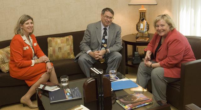 NASA image: ARC-2006-ACD06-0166-001