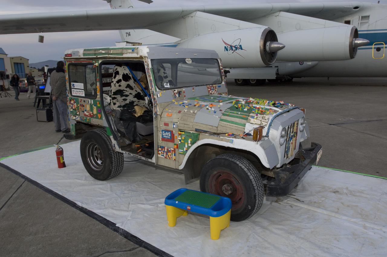 Yuri's Night at Ames a celebration of the first human in space