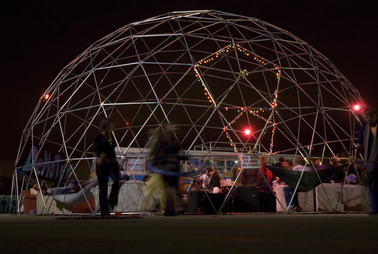 Yuri's Night at Ames a celebration of the first human in space
