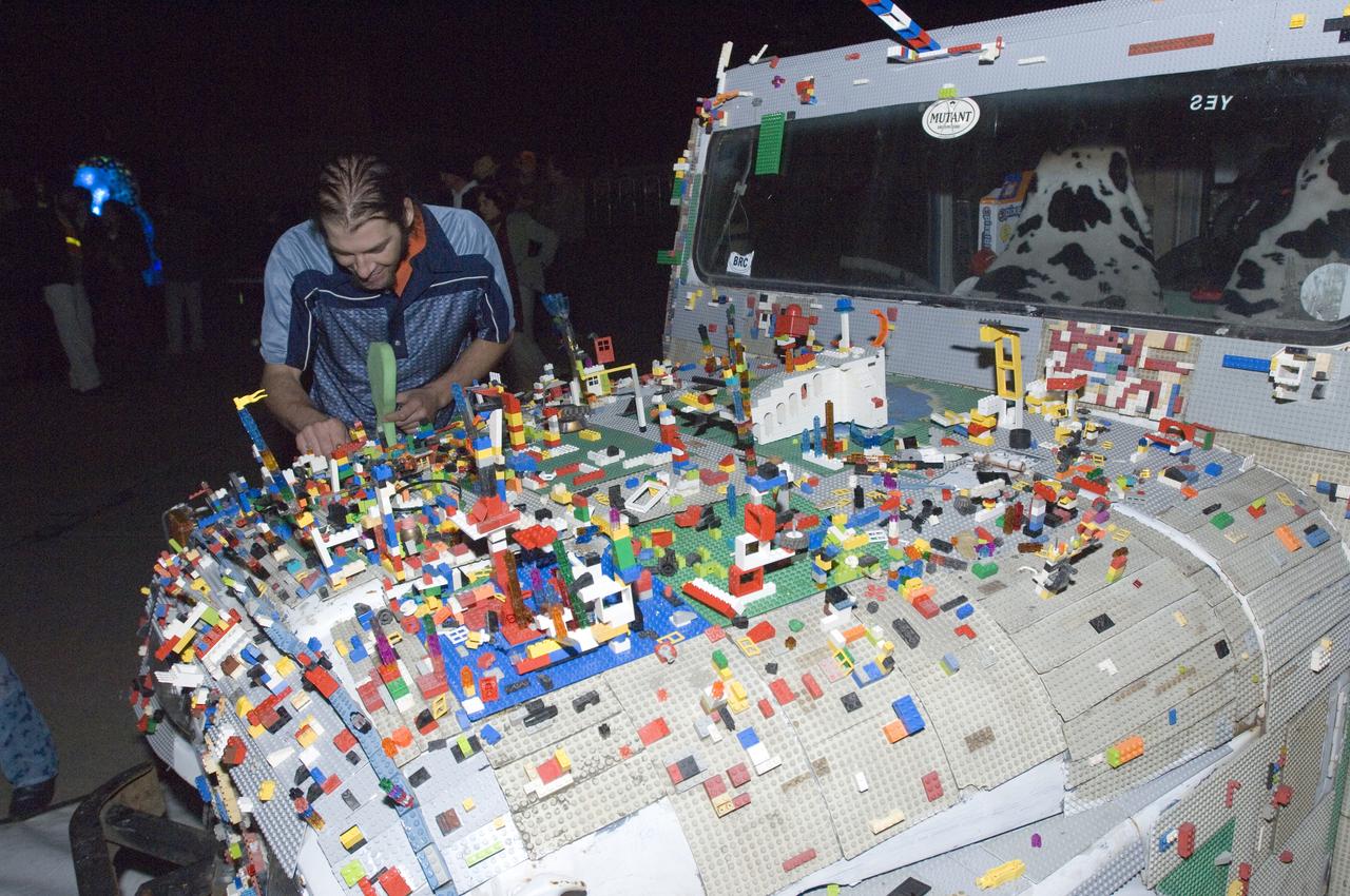 Yuri's Night at Ames a celebration of the first human in space