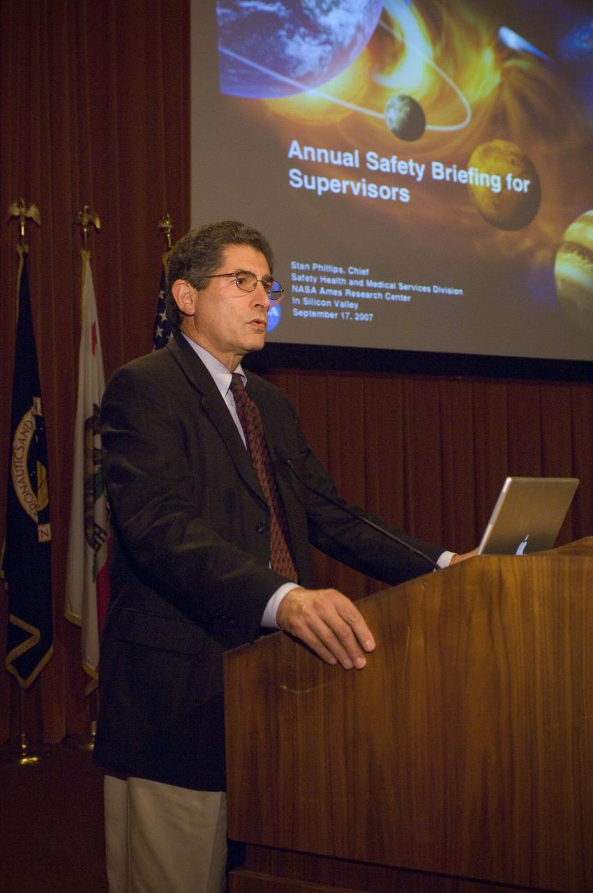 Safety Week 2007 kick off - Steve Zornetzer, Associate Director for institutions and Research Ames Research Center