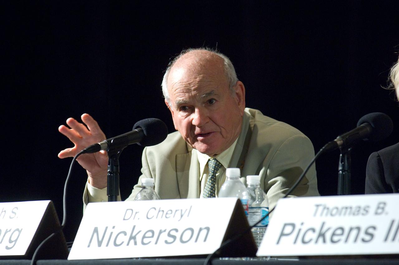 International Space Station (ISS) National Laboratory Workshop Public Presentation; The Internaional Space Station: Your Laboratory of the Future in NASA's Eagle Room Conference Ctr - panel for Q & A L-R Baruch Blumberg and Cheryl Nickerson
