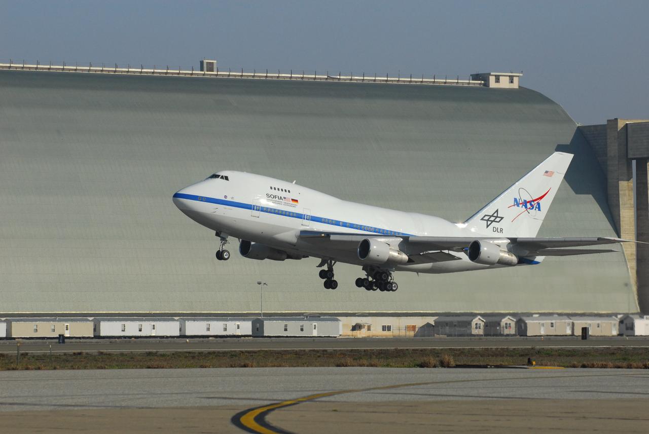 SOFIA (Stratospheric Ovservatory for Infrared Astronomy) taking off from Ames Research Center, Moffett Field, CA to return to Dryden Flight Reseach Facility, CA when the aircraft is stationed.