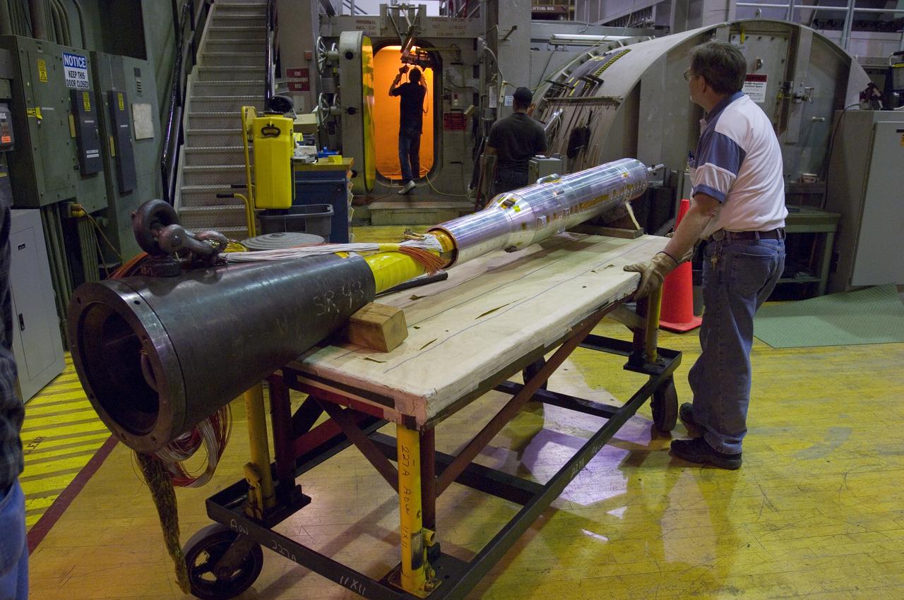 CLV ascent model installation 9x7ft. wind tunnel test-97-0180 with Marshall space Flight Center crew Darin Reed, Chrissi Hamilton, Don Nance, Bill Crosby