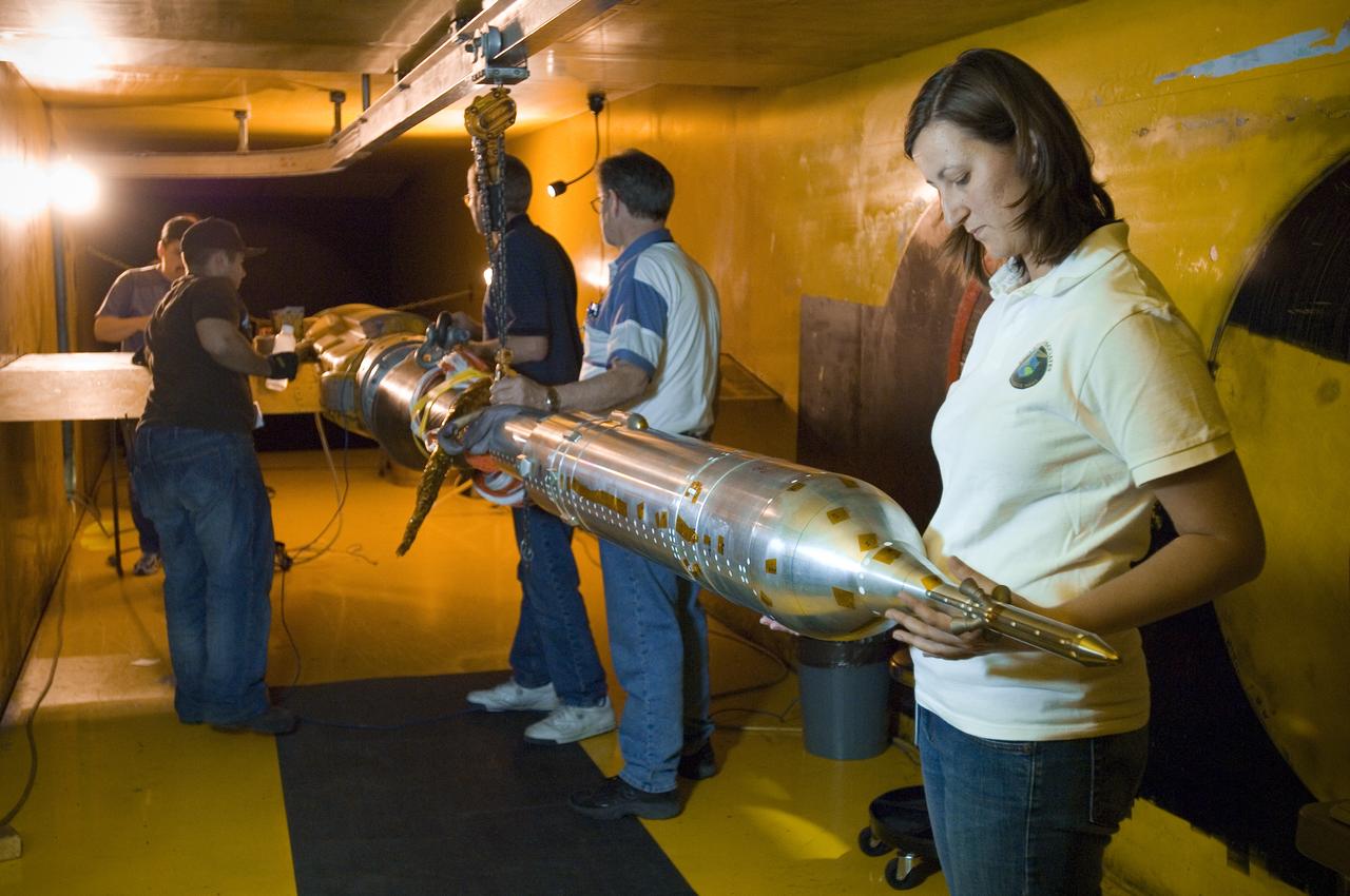 CLV ascent model installation 9x7ft. wind tunnel test-97-0180 with Marshall space Flight Center crew Darin Reed, Chrissi Hamilton, Don Nance, Bill Crosby
