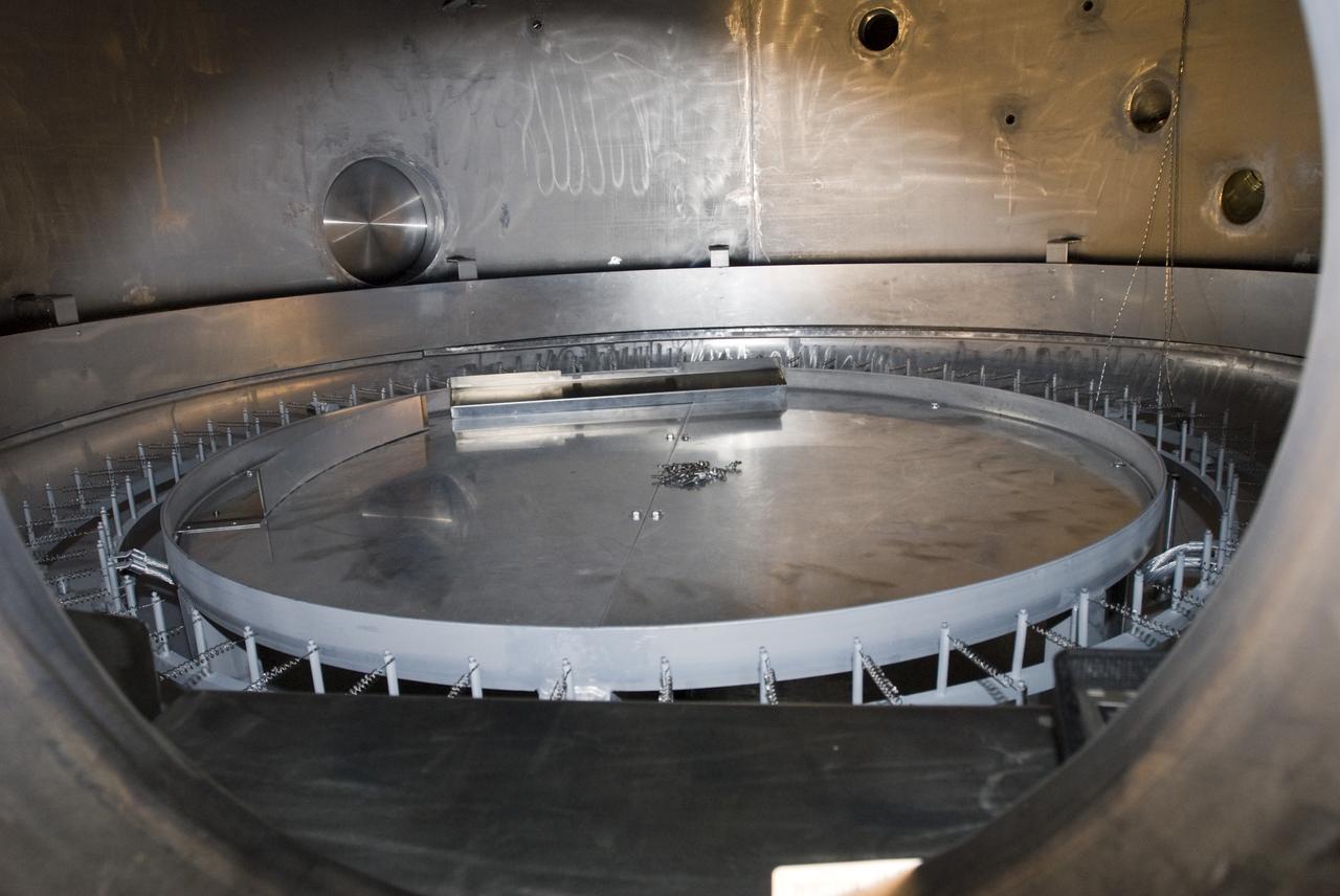 SOFIA (Stratospheric Observatory for Infrared Astronomy) primary mirror being coated in the Ames N-211 Vacuum Chamber.
