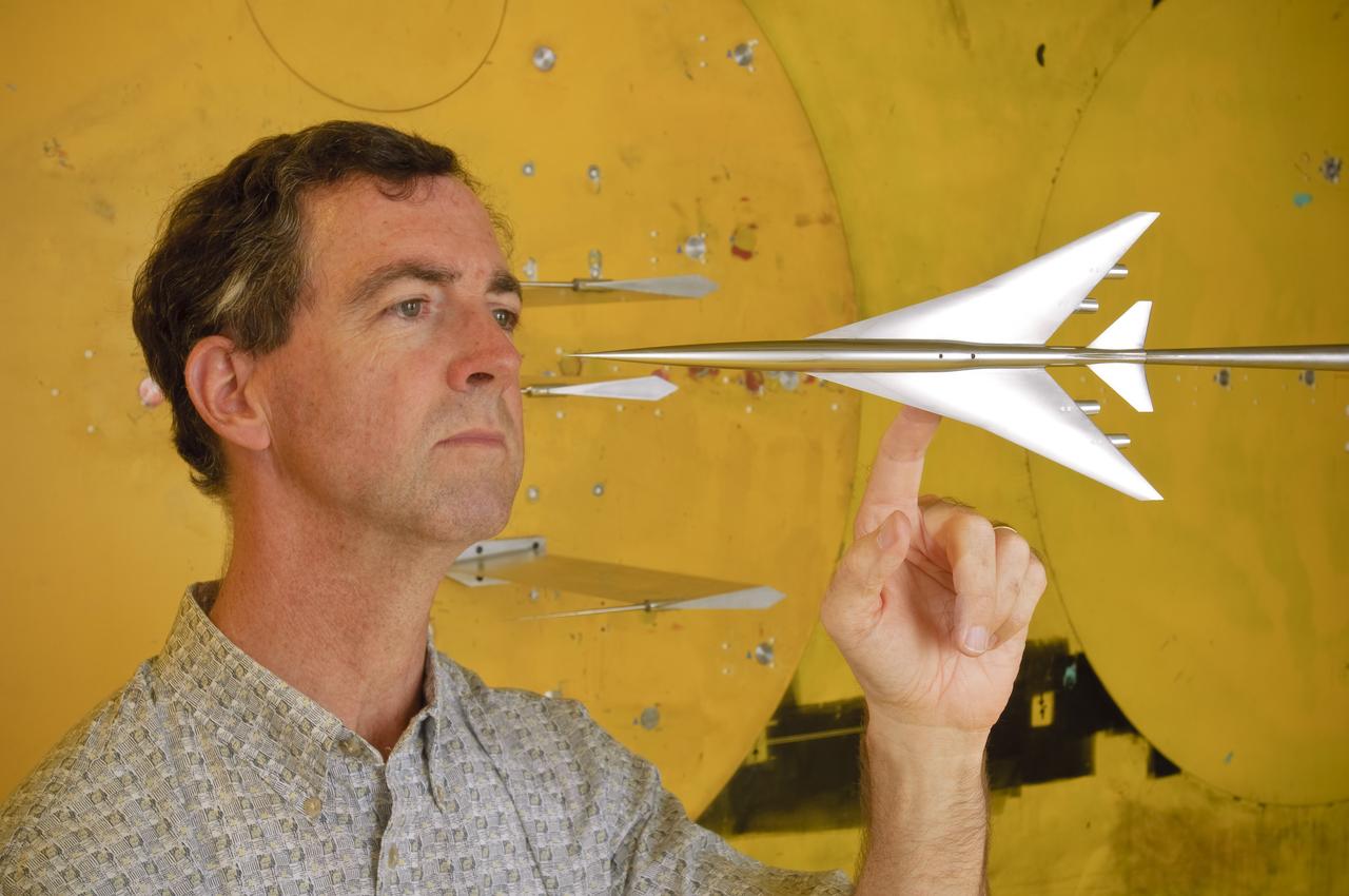 Sonic Boom Test using Ames HSR-Low Boom Wing Tail in the 9x7ft transonic wind tunnel (Test-97-0190) with Don Durston and Steve Buchholz