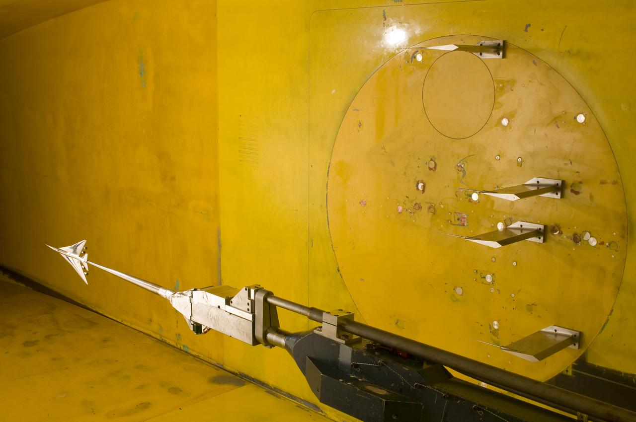 Sonic Boom Test using Ames HSR-Low Boom Wing Tail in the 9x7ft transonic wind tunnel (Test-97-0190) with Don Durston and Steve Buchholz (re-set microphones)