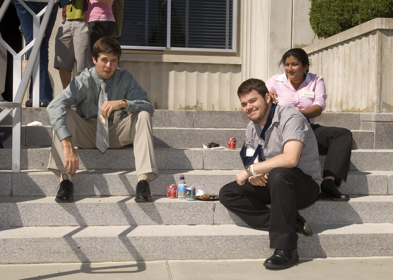 Summer Internship for 2008 closing ceremony; students on steps of the Ames Administration building N-200 enjoying the reception.