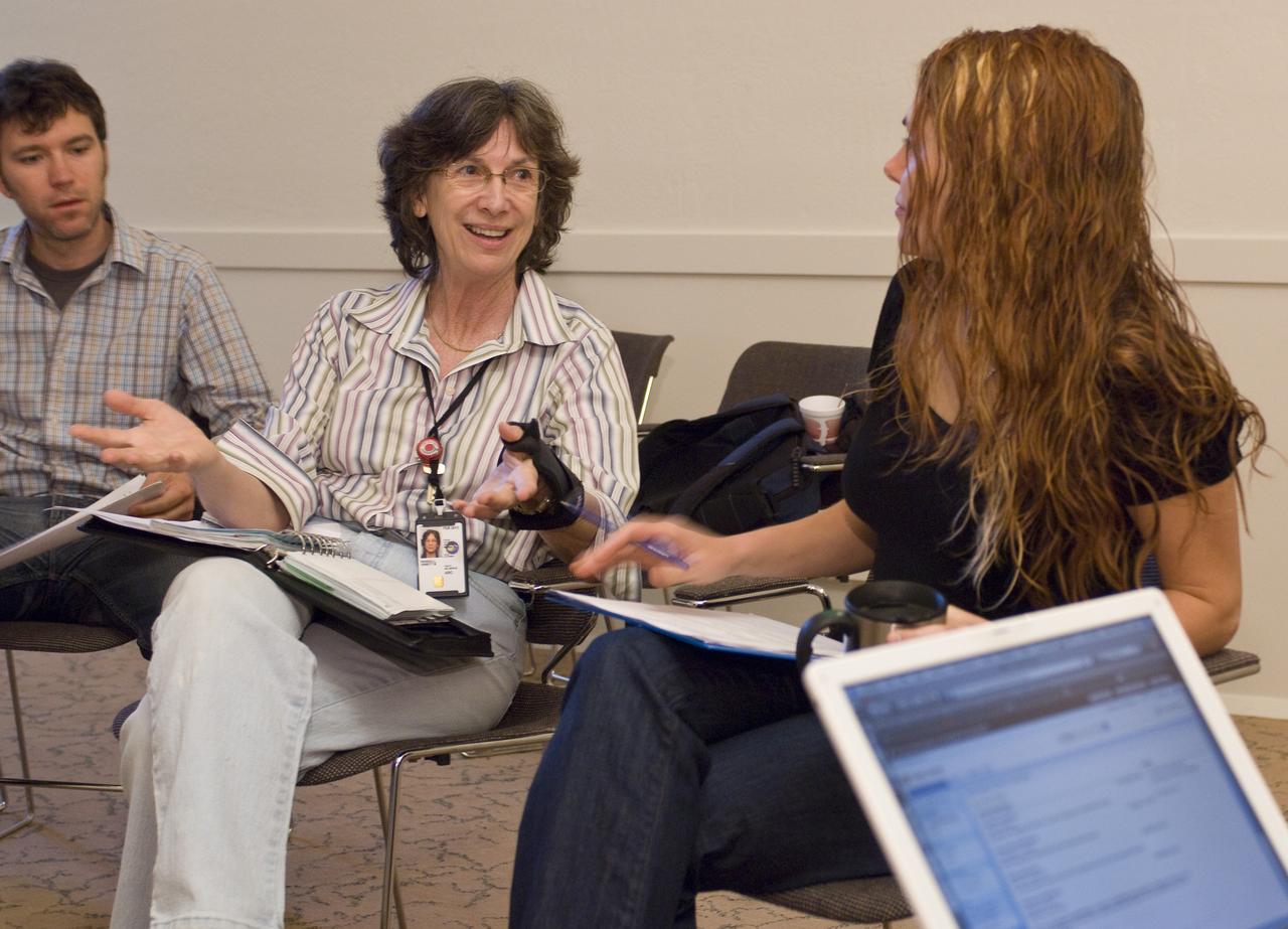 OpenAmes - OpenForum (to build creative ideas in workforce integration (contractor and civil servant, Imporving communicaiton tools, and PR and Morale) meeting in Bldg 3