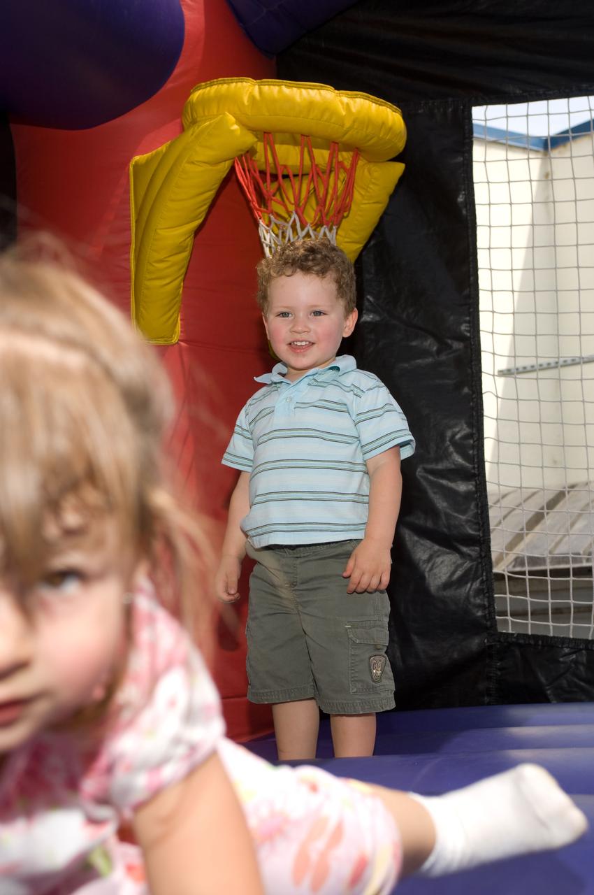 Ames Family Day Picnic in celebration of NASA's 50th Anniversary