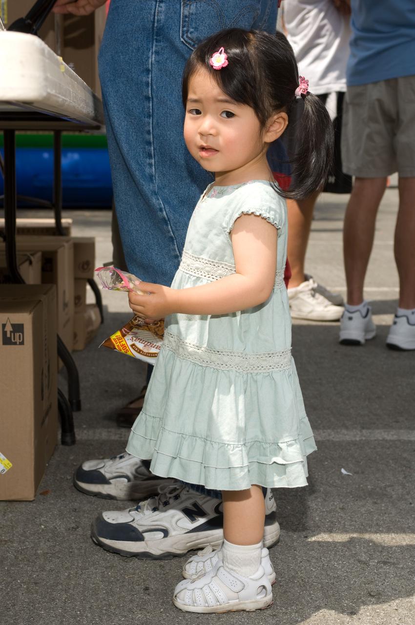 Ames Family Day Picnic in celebration of NASA's 50th Anniversary