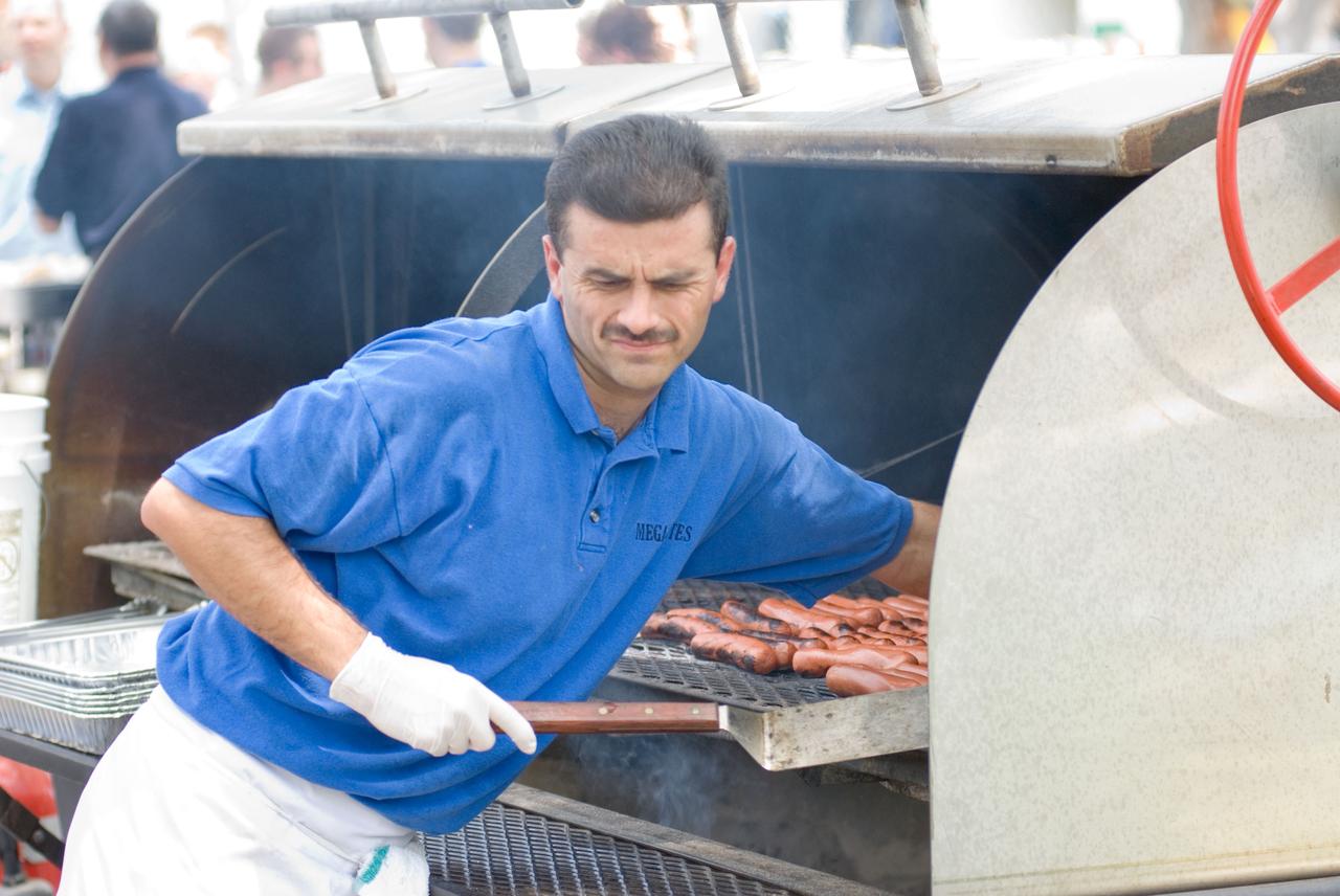 Ames Family Day Picnic in celebration of NASA's 50th Anniversary