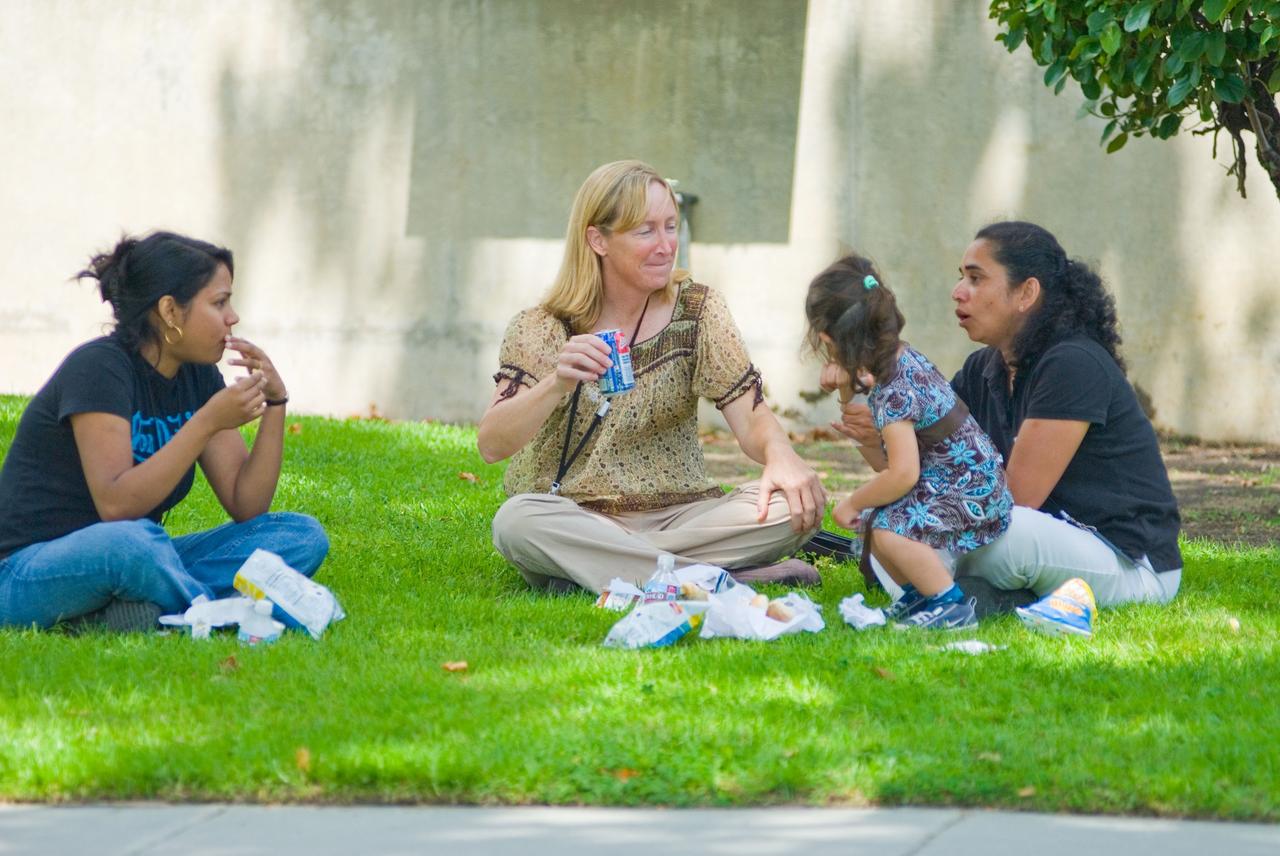 Ames Family Day Picnic in celebration of NASA's 50th Anniversary
