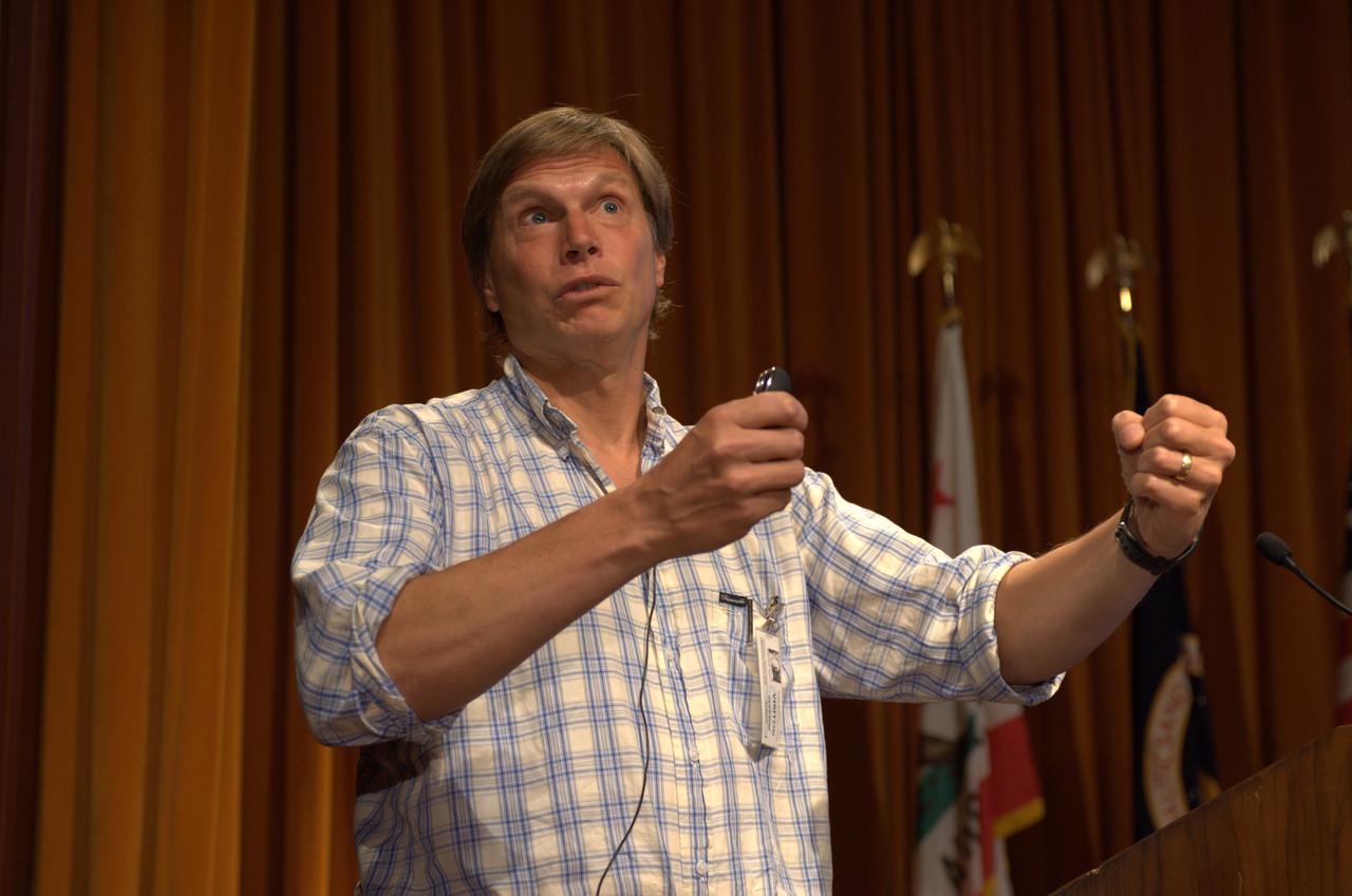 Dr. Mark Kasevich, Professor of Physics and Applied Physics at Stanford University presents a Director's Colloquium to Ames staff on 'Atom Interferometry'
