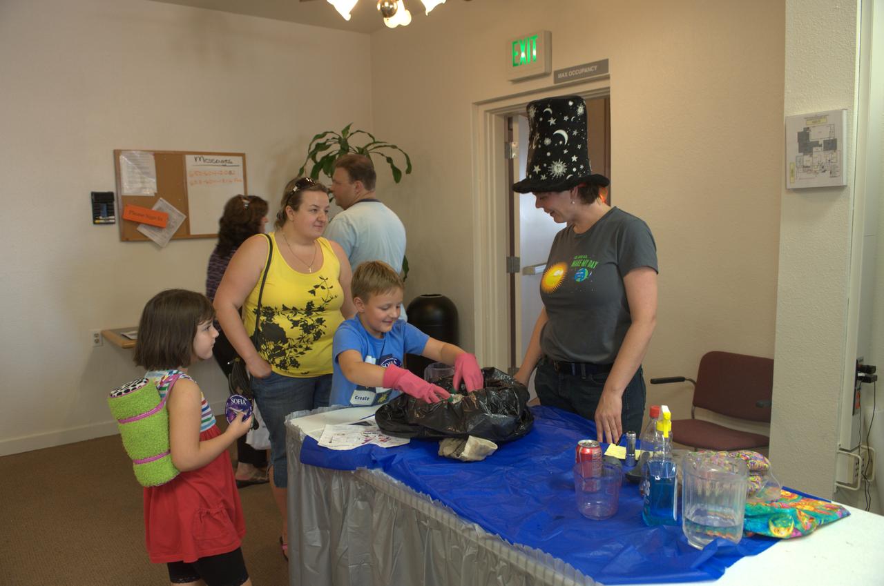 LCROSS Family night at Ames