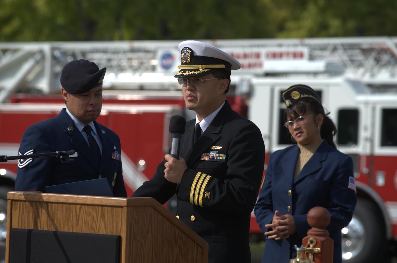 September 11th remembrance ceremony held in front of NASA Research Park Bldg-17 (Lunar Science Institute) hosted by the American Legion, Post 881, Moffett Field. City of Sunnyvale council members - Otto Lee and David Whittum presents Cerificate of Commendation