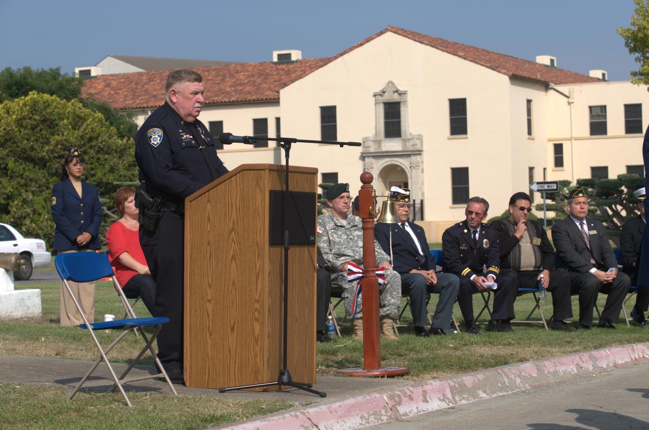 September 11th remembrance ceremony held in front of NASA Research Park Bldg-17 (Lunar Science Institute) hosted by the American Legion, Post 881, Moffett Field. Flag Detail Lt Randy Vincent, NASA Protective Services Step off to Amazing Grace - POW/MIA Detail; TSgt Robert Soua, Detail Commander, 129th Security Forces, TSgt Rachel Velasco, SSgt Susan Avalos, SSgt Alex Cohen, SSgt Elias Gonzalez