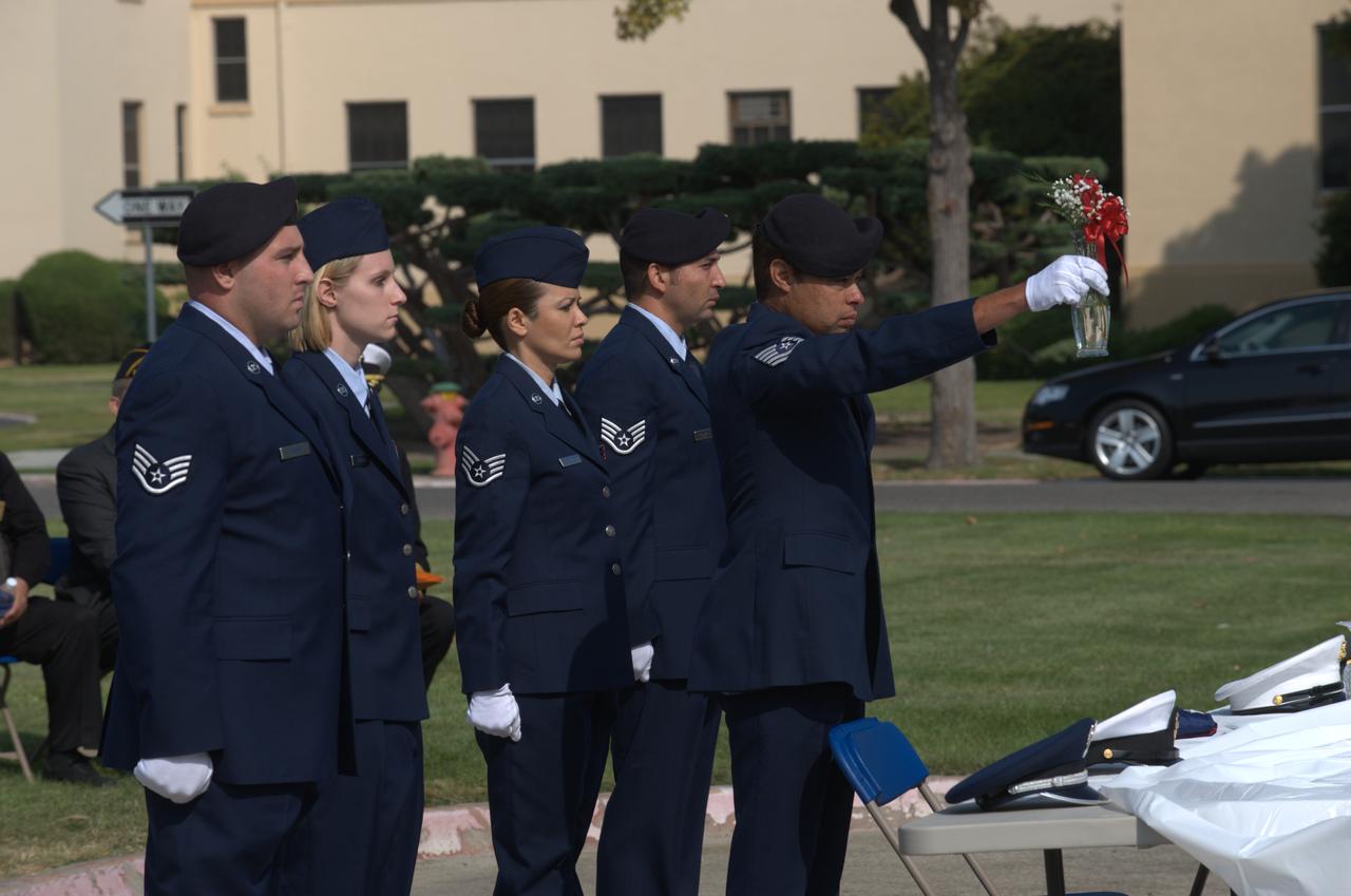 September 11th remembrance ceremony held in front of NASA Research Park Bldg-17 (Lunar Science Institute) hosted by the American Legion, Post 881, Moffett Field. Step off to Amazing Grace - POW/MIA Detail; TSgt Robert Soua, Detail Commander, 129th Security Forces, TSgt Rachel Velasco, SSgt Susan Avalos, SSgt Alex Cohen, SSgt Elias Gonzalez