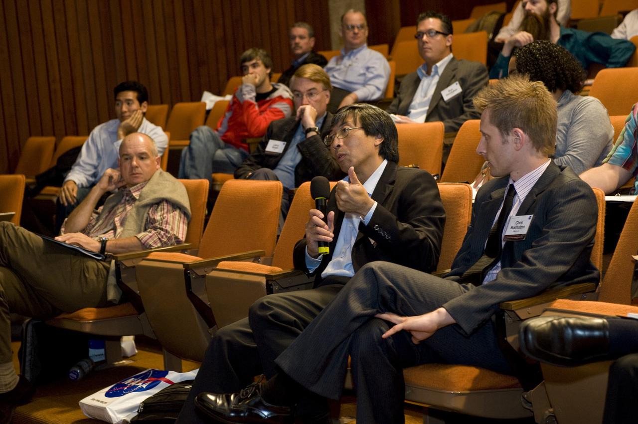 Singularity University First Meeting with Ames Center Director Pete Worden,