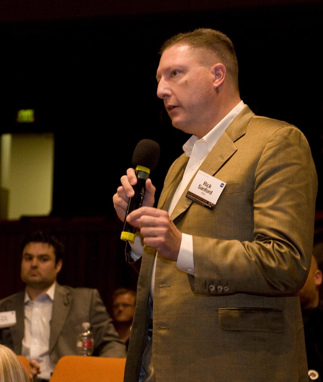 Singularity University First Meeting with Ames Center Director Pete Worden,