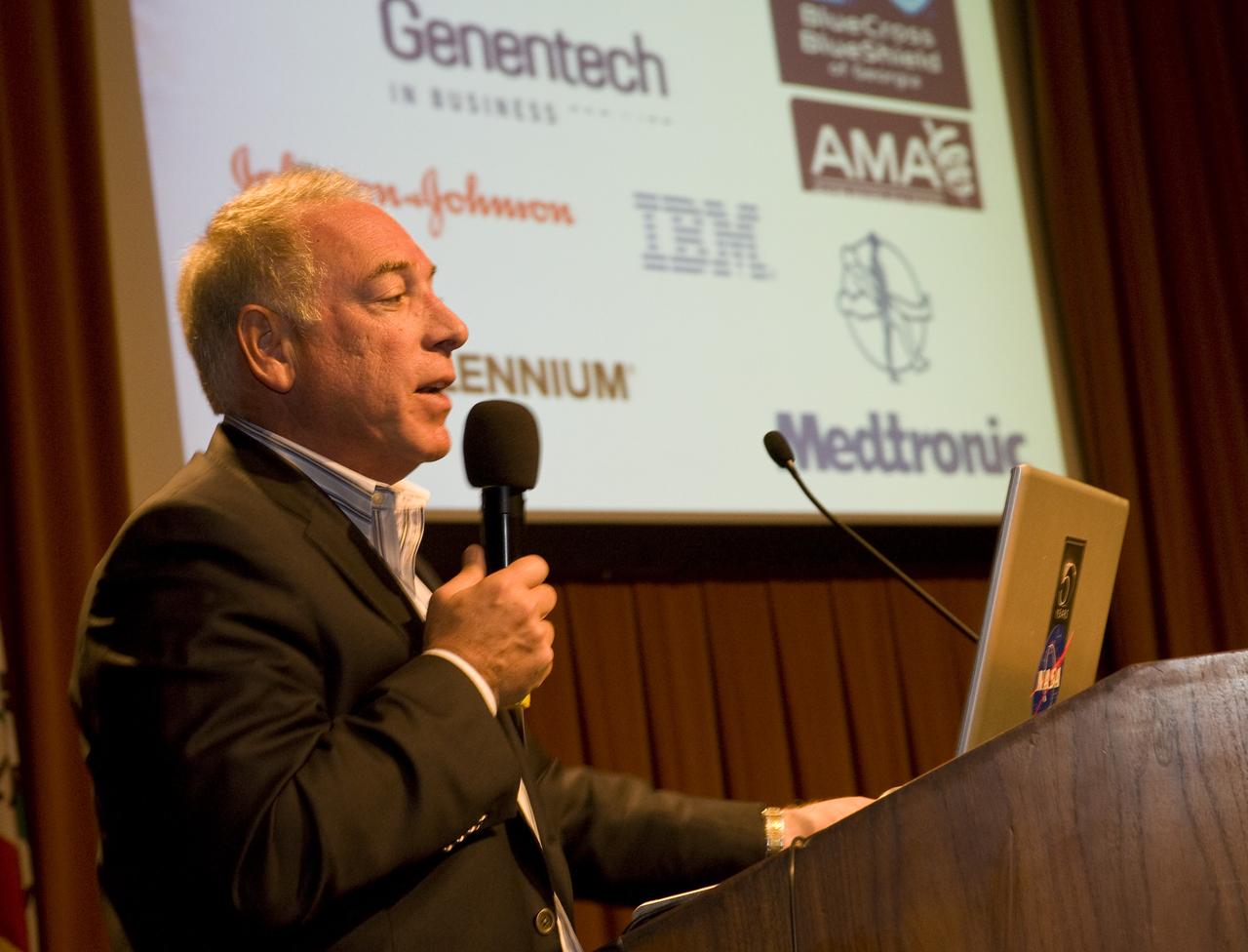 Singularity University First Meeting with Ames Center Director Pete Worden,