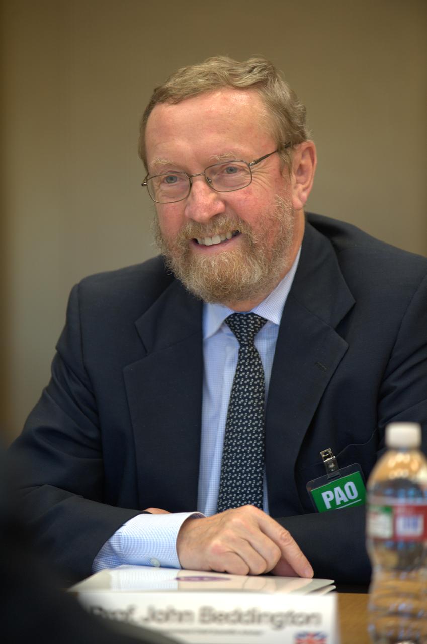 Professor John Beddington, UK (United Kingdom)  Government Chief Scientist Advisor visit to Ames in Bldg N-200 Boyd Room