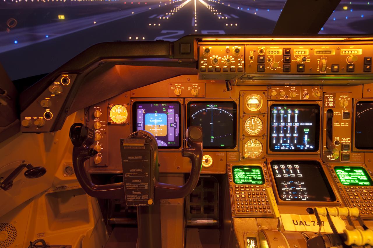 Ames CVSRF (Crew Vehicle System Research Facility) 747 cab