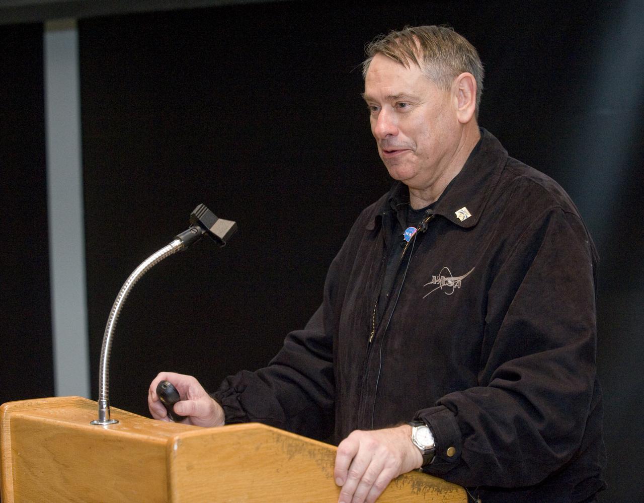 Yuri's Night 2009 held at the California Acaemy of Sciences in San Francisco, California Ames Center Director S. Pete Worden.