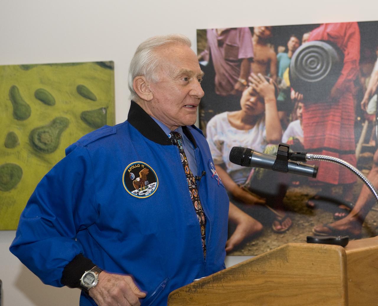 Yuri's Night 2009 held at the California Acaemy of Sciences in San Francisco, California Right is Apollo 11 Astronaut Buzz Aldrin.
