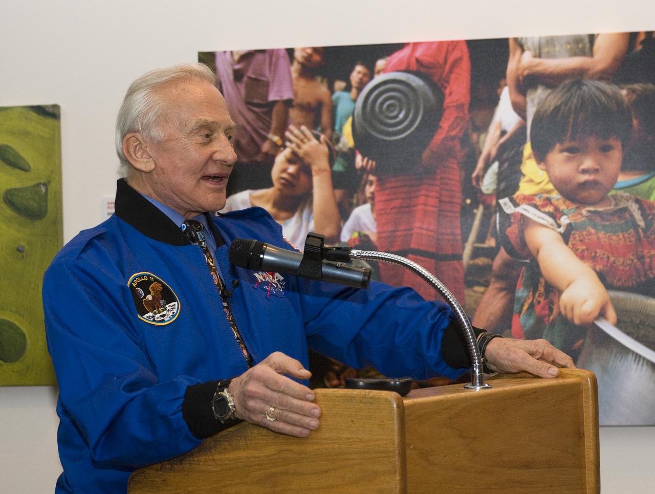 Yuri's Night 2009 held at the California Acaemy of Sciences in San Francisco, California Right is Apollo 11 Astronaut Buzz Aldrin.