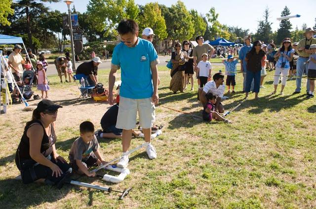 MoonFest: From Apollo to LCROSS and Beyond public event at NASA'S Ames Researc Center, Moffett Field, Calif. The day included scientific talks, model rocket launches on the flight line, musical performances, family-friendly activities and more. Launching the rocket you've built from scratch.