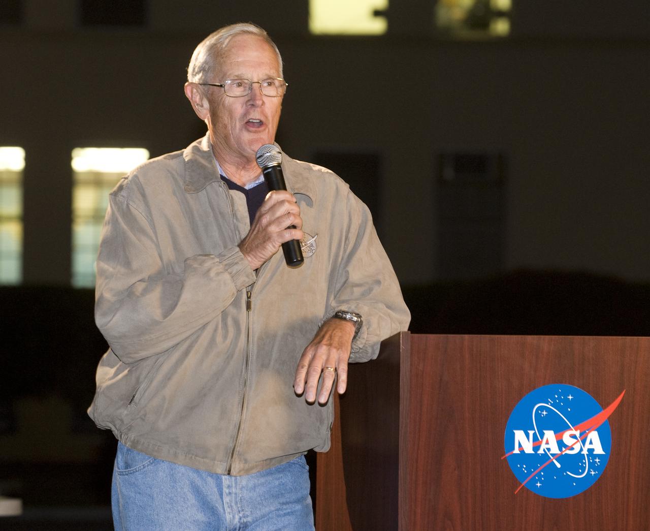 LCROSS Impact Night: Guest Speaker Charlie Duke, A pollo 16 astronaut (moonwalker) address the crowd during the all night public event.