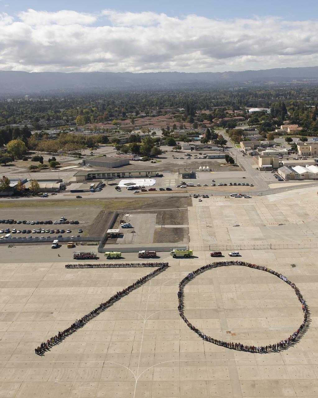 Ames 70_year picture day on Flight line.