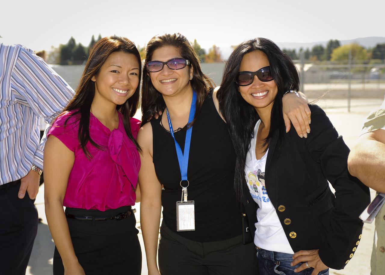 Ames 70_year picture day on Flight line. Femmy McGrath and ......