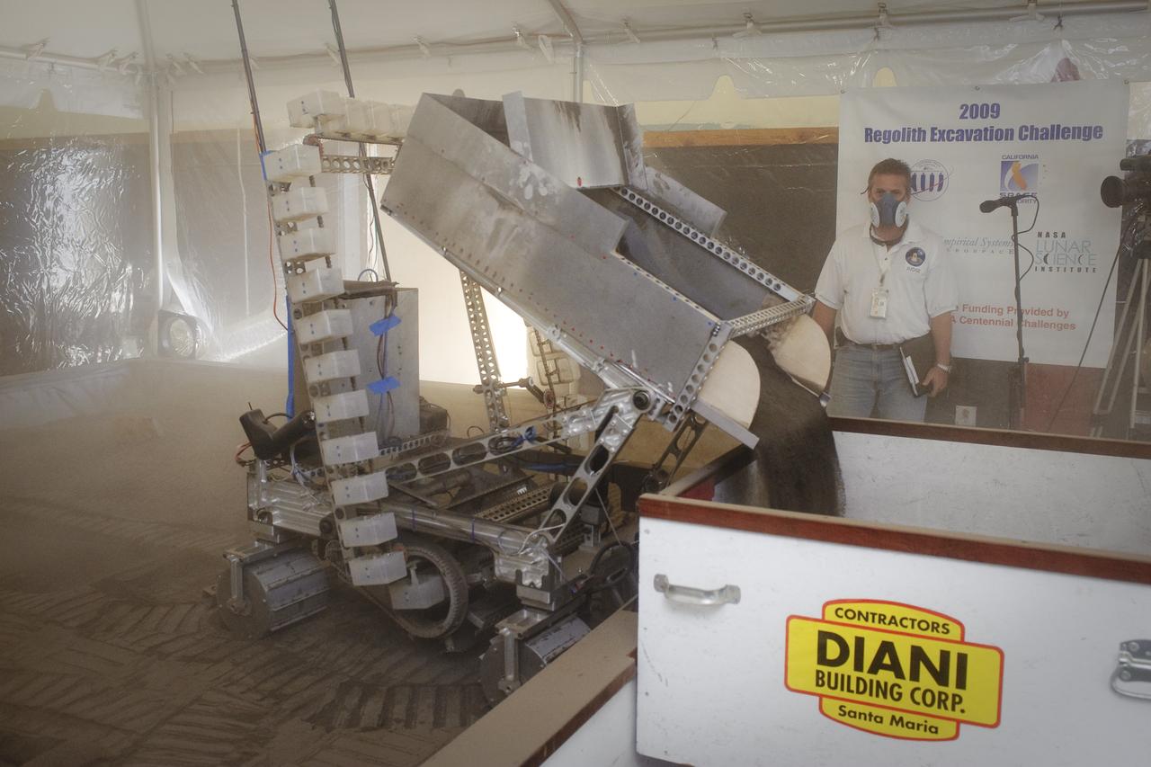 NASA Hosts National Lunar Robotics Excavation Competition '2009 Regolith Excavation Challenge At NASA's Ames Research Center Moffett Field, CA