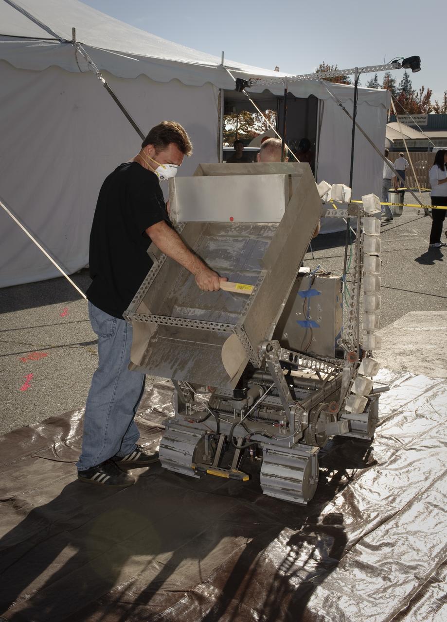 NASA Hosts National Lunar Robotics Excavation Competition '2009 Regolith Excavation Challenge At NASA's Ames Research Center Moffett Field, CA