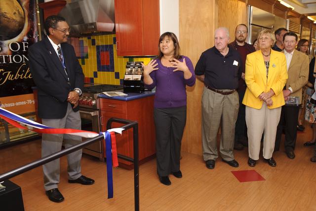 NASA image: ARC-2009-ACD09-0242-015