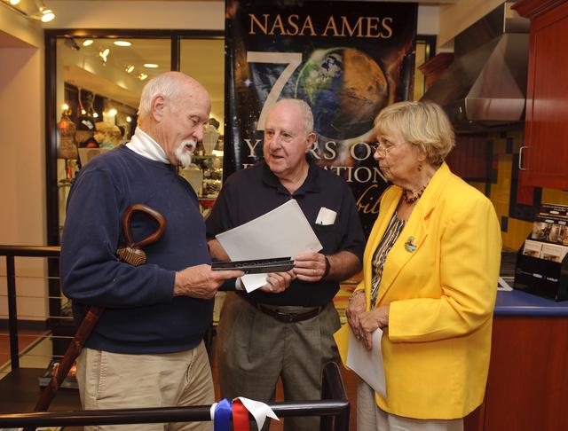 NASA image: ARC-2009-ACD09-0242-022