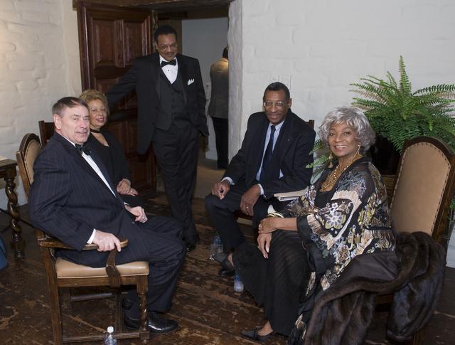 ARC-2010-ACD10-0005-182