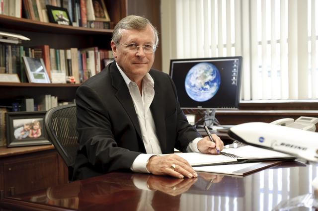 NASA image: ARC-2010-ACD10-0023-003