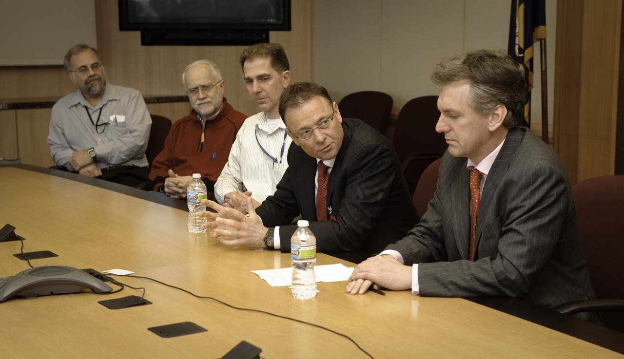 Netherlands Memorandum of Record (MOR) agreement signing and visit to the NASA Ames Research Center, Mofffett Field, California. At the table are left to right, Dr. Scott Sanford, NASA Ames, Dr Alexander Tielens, former NASA Civil Servant and former SOFIA Project Scientist, Dr Andrew Mattioda, NASA Ames, Dr. Louis B.J.Vertegaal, Director of Physical Sciences, Chemistry, and Advanced Chemical Technologies for Sustainability, of the Netherlands Organisation for Scientific Research (NWO)