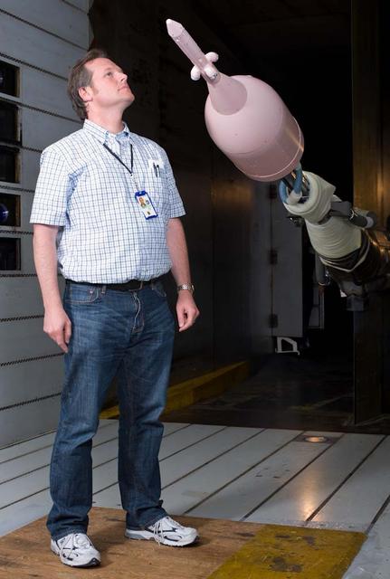 Crew Exploration Vehicle CEV-26AA with service module in 11_foot NASA Ames Transonic Wind Tunnel with Jesse Carpenter, Planners Inc., Ames Video Crew  Test-11-0197