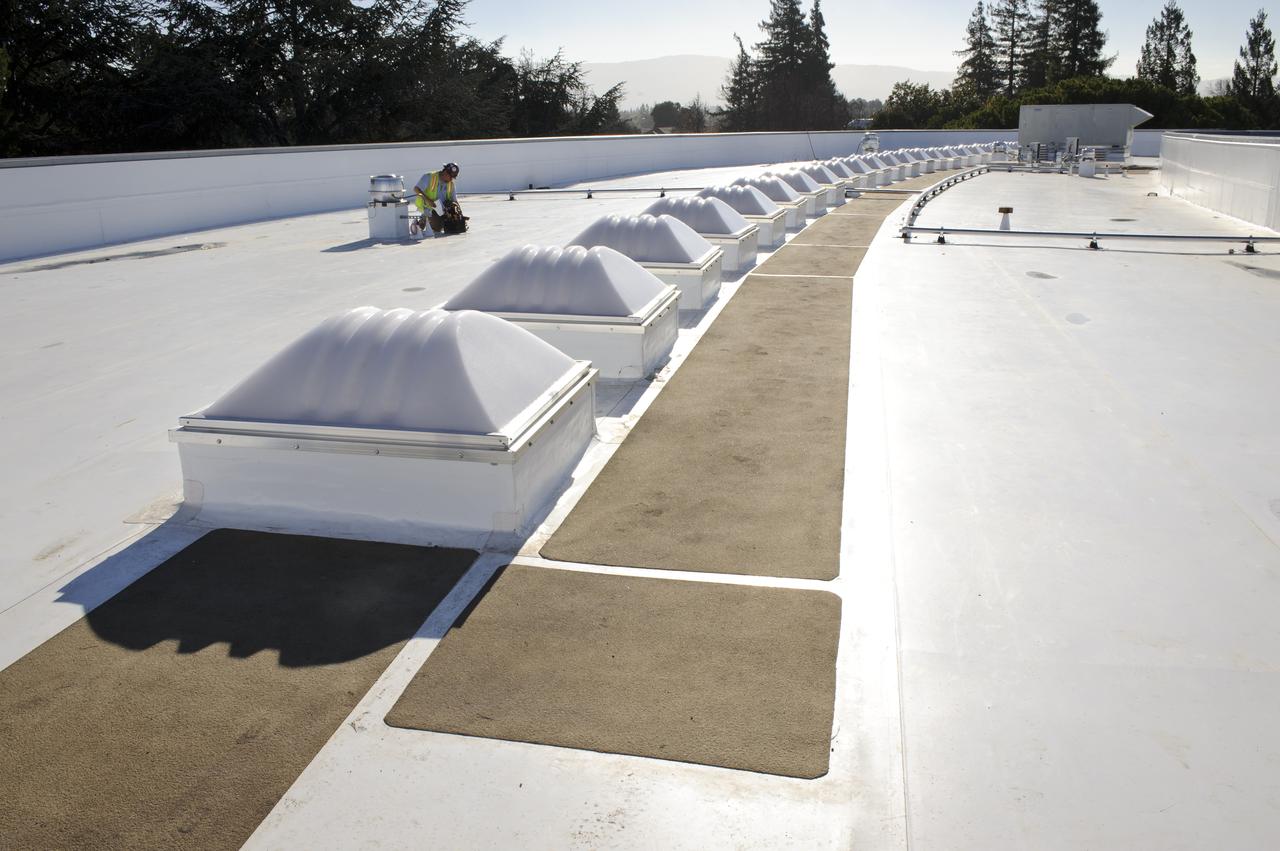 Construction of the new NASA Ames Green Building dubbed Sustainability Base located on the Ames Research Center campus at Moffett Field, CA. skylights on roof