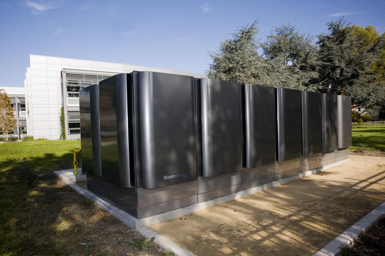 Construction of the new NASA Ames Green Building dubbed Sustainability Base located on the Ames Research Center campus at Moffett Field, CA. Bloom Energy, Inc. powers the building. Bloom Energy equipment