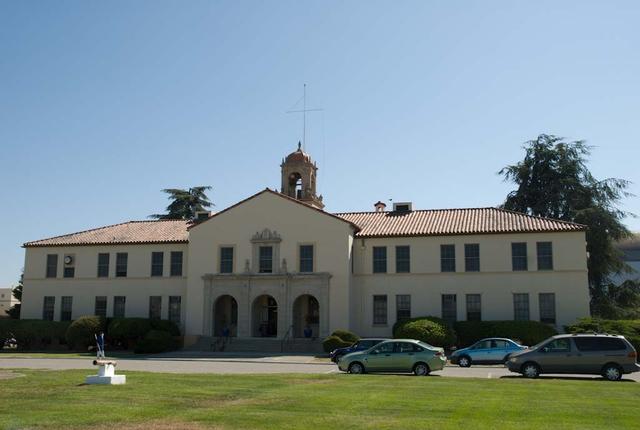 NASA Research Park (NRP) shenandoah Plaza Historic Buildings at Moffett Federal Airfield, CA B-17 Lunar Science Institute taken by Photo summer student Shashank