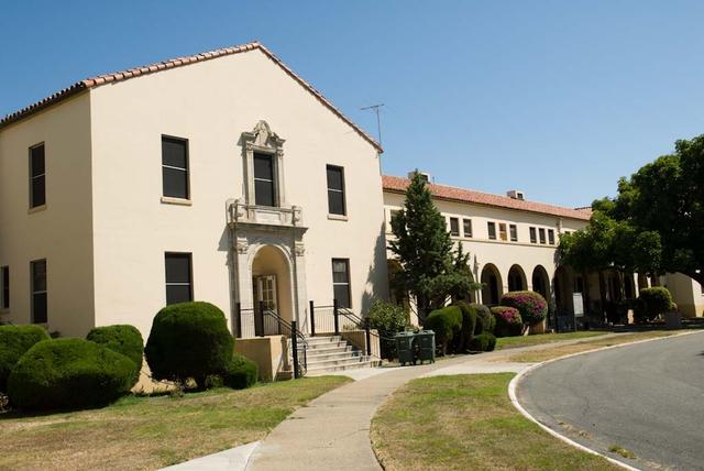 NASA Research Park (NRP) shenandoah Plaza Historic Buildings at Moffett Federal Airfield, CA B-19 taken by Photo summer student Shashank