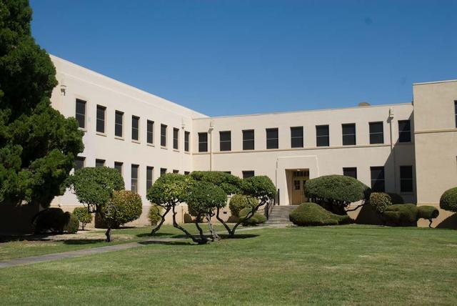 NASA Research Park (NRP) shenandoah Plaza Historic Buildings at Moffett Federal Airfield, CA B-19taken by Photo summer student Sohan