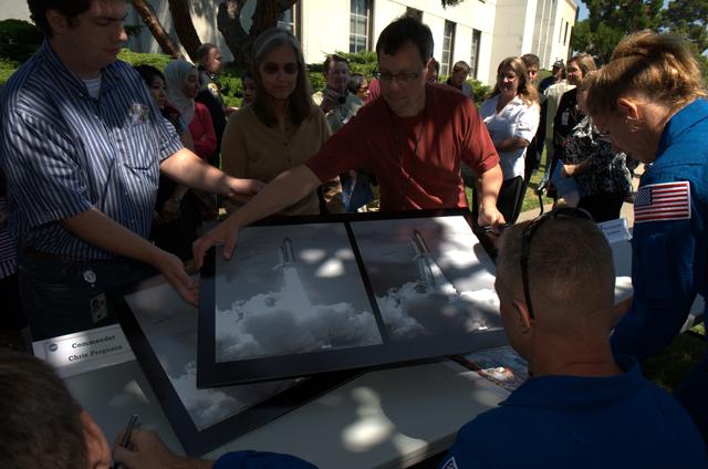 NASA image: ARC-2011-ACD11-0150-041